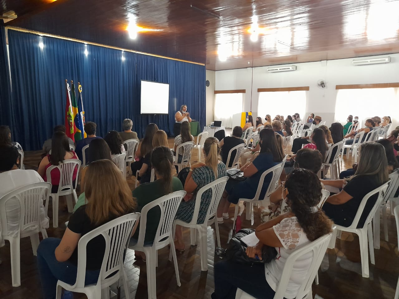 Rádio Educadora 903 Fm Palestra “ano Letivo 2022 Recomeço Humanizado” Foi Realizada Em Taió 2184