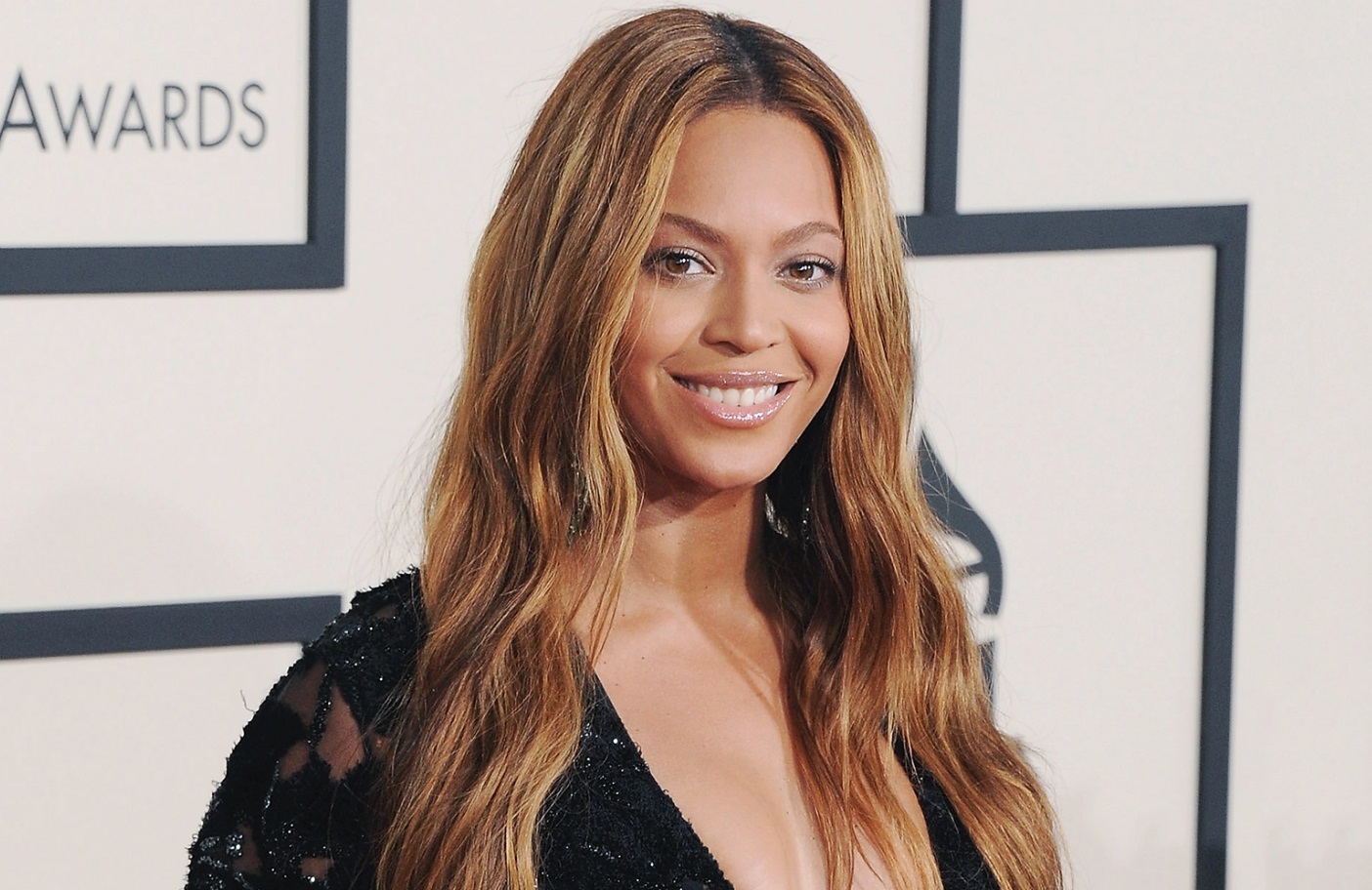 Beyoncé fará show no Brasil em 2024, segundo jornalista » Rádio